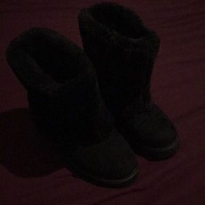 Black UGG black inside black outside All black